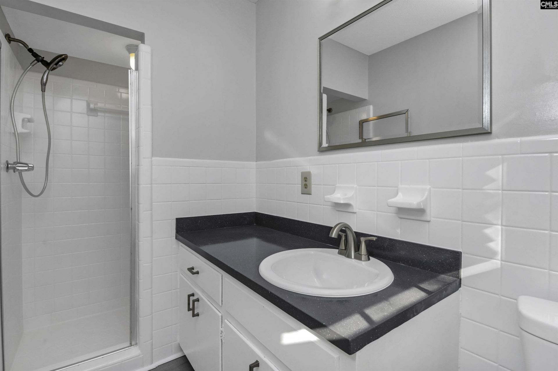 2043 Fairlawn Circle Photo 29