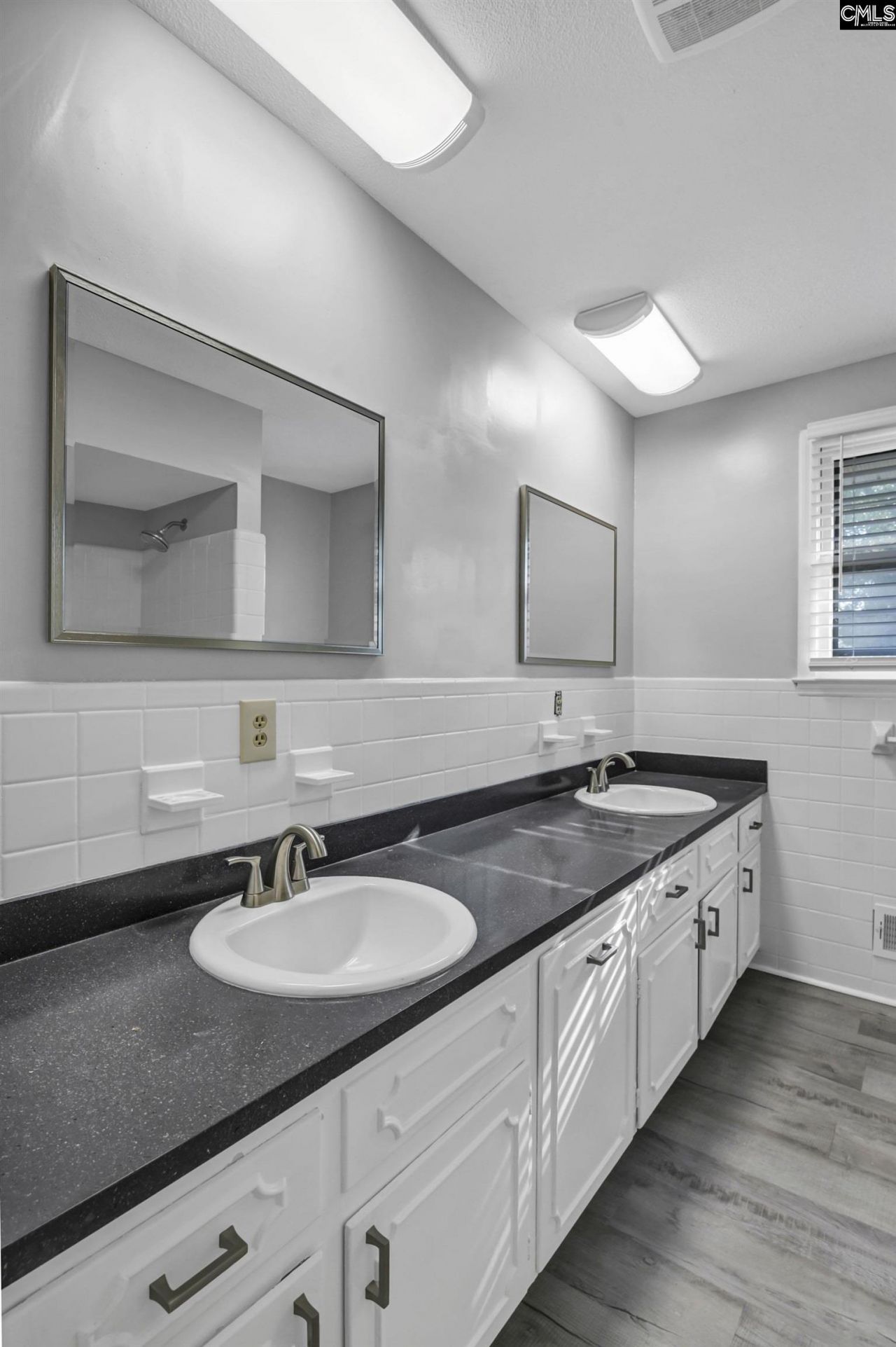 2043 Fairlawn Circle Photo 37