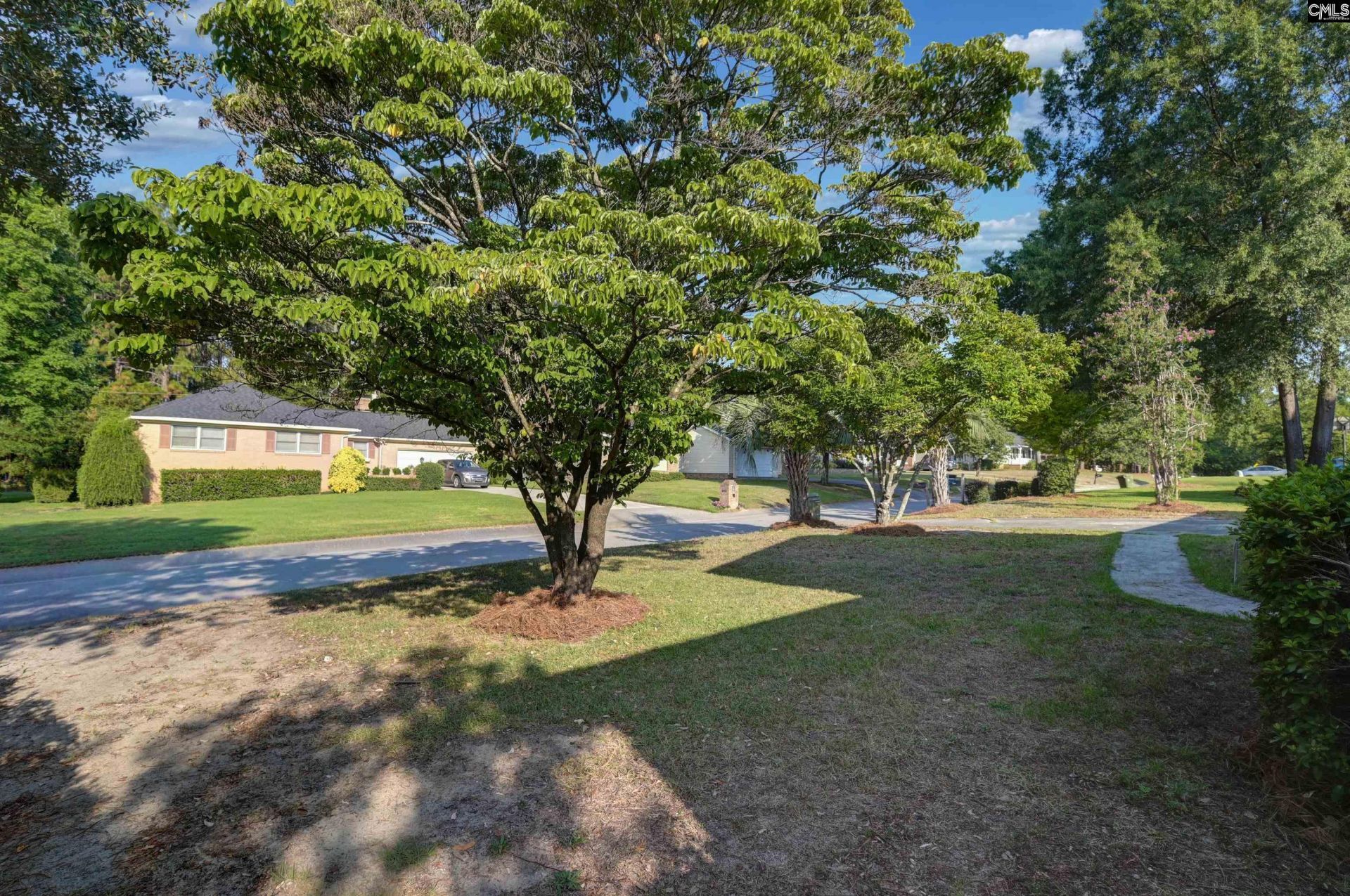 2043 Fairlawn Circle Photo 43