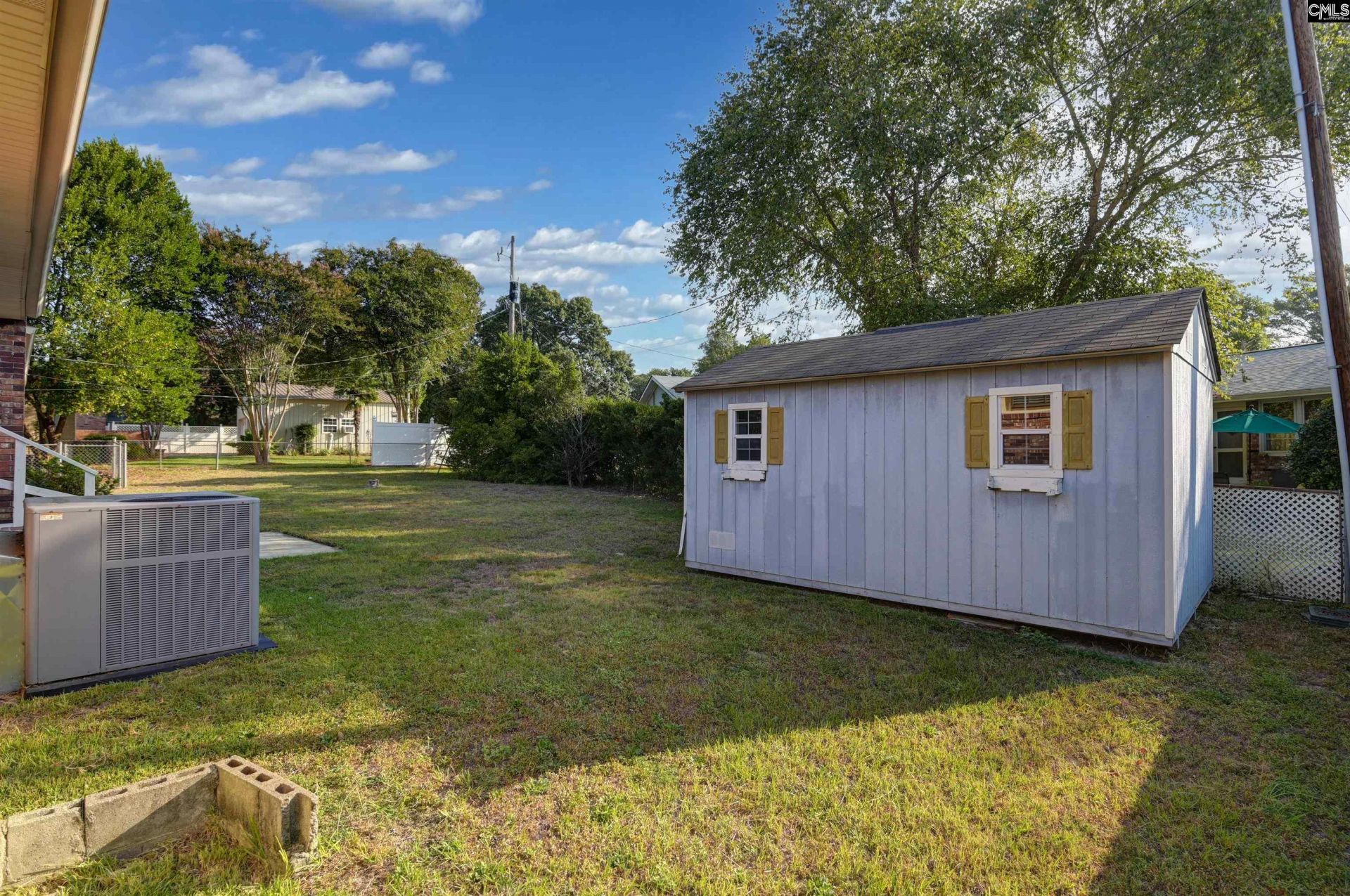 2043 Fairlawn Circle Photo 46