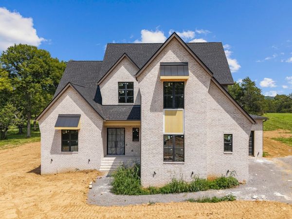 8285 Cainsville Rd , Lebanon, TN 37090