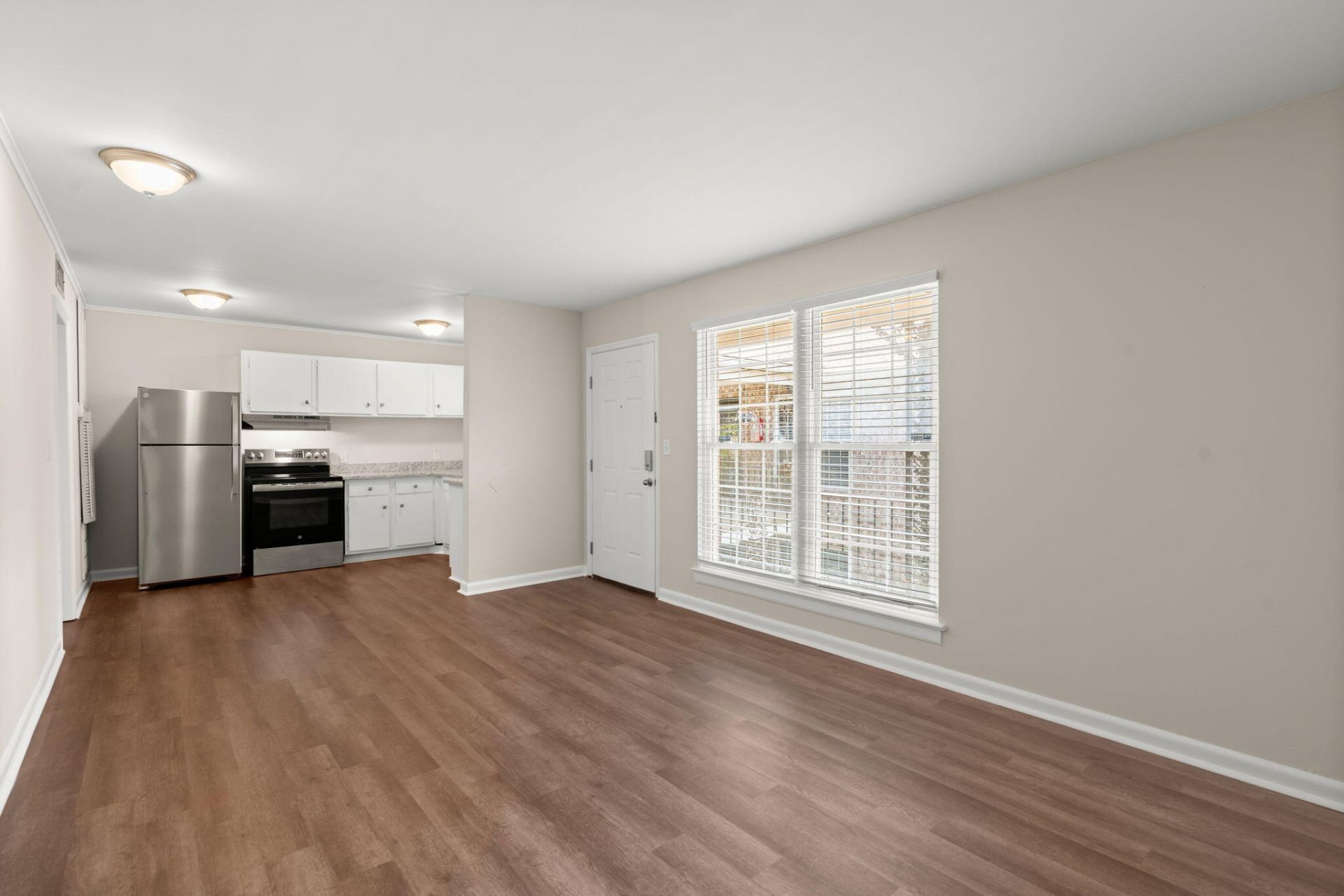 867 Colony Drive Photo 10