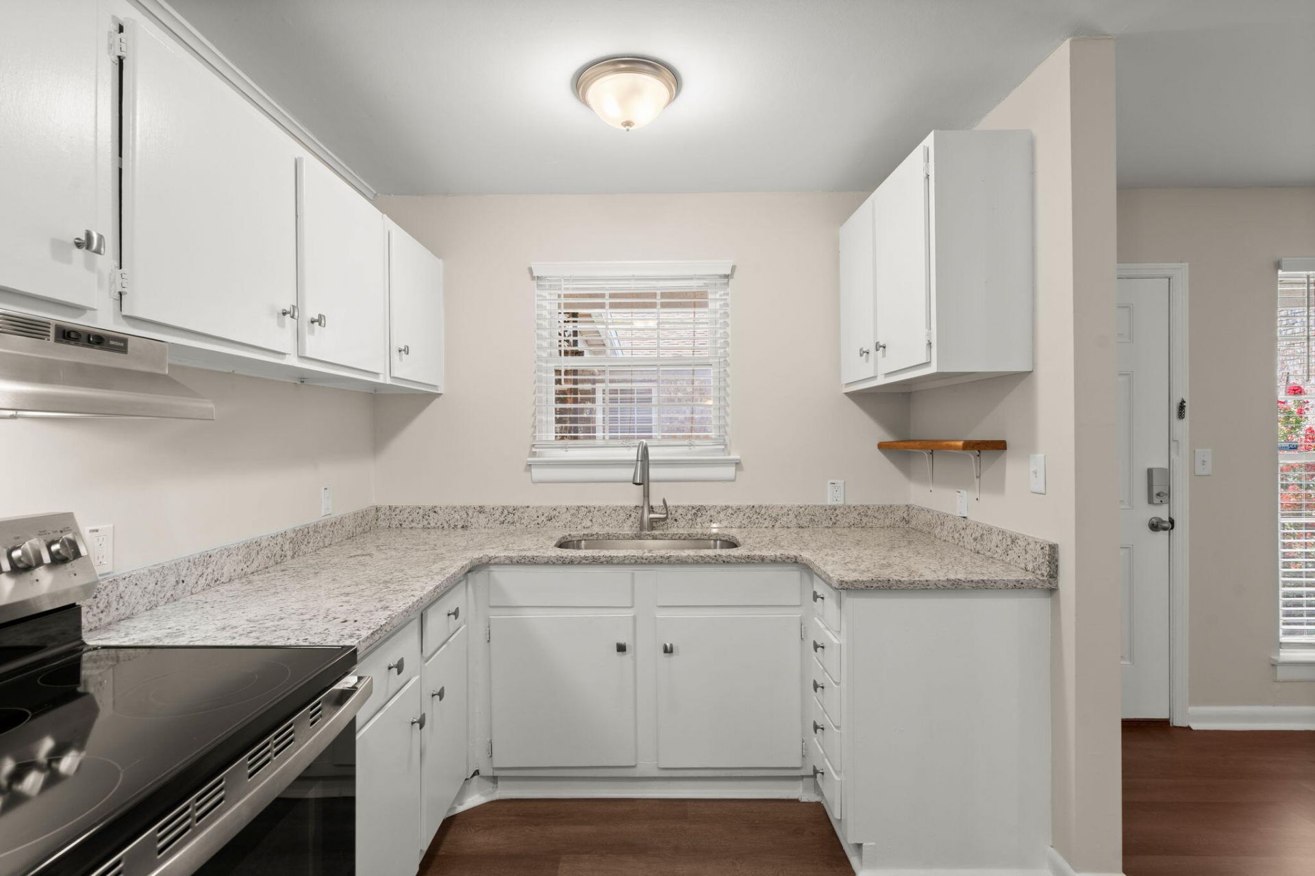 867 Colony Drive Photo 13