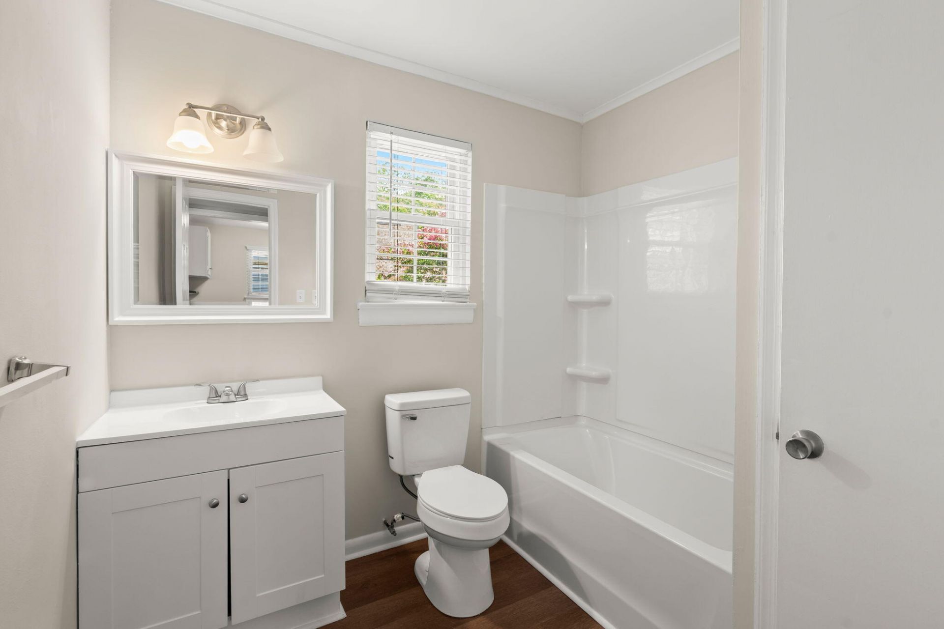 867 Colony Drive Photo 19