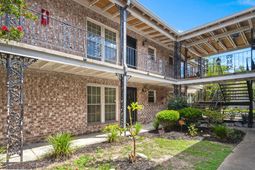 867 Colony Drive photo 4