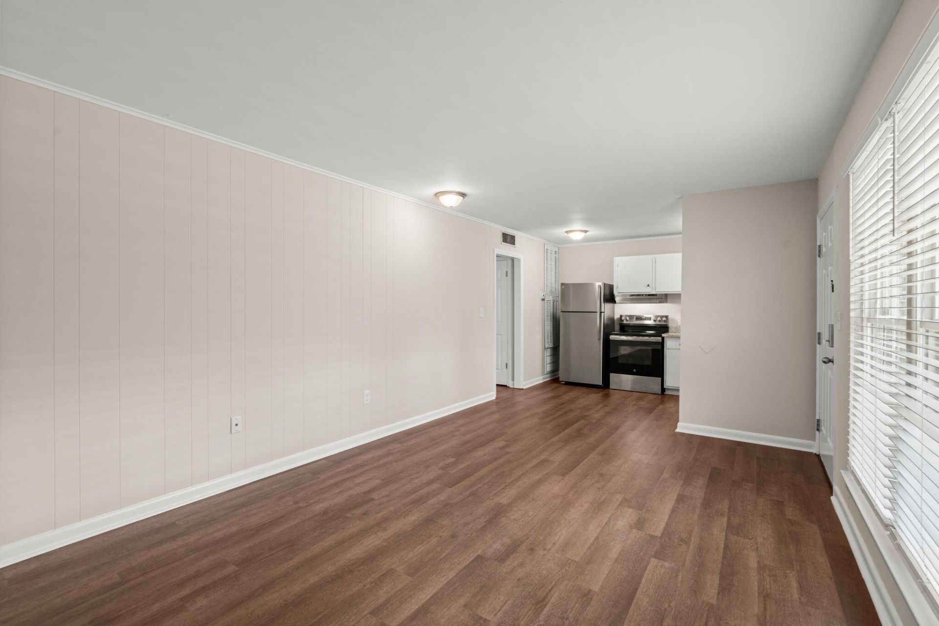 867 Colony Drive Photo 9