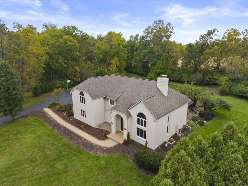 5200 Betonywood Place, Dublin, OH 43016 Photo 2