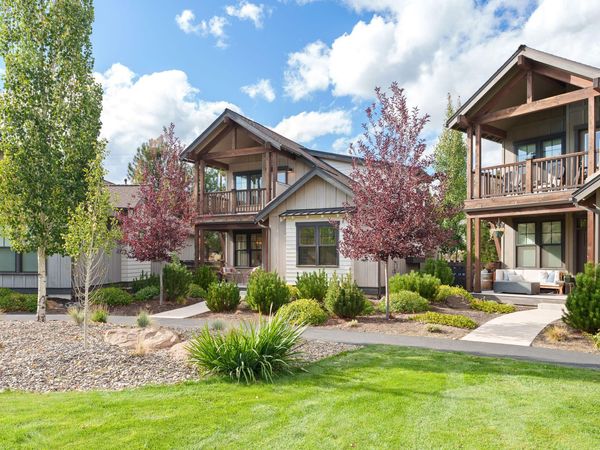 19737 SW River Camp Lane, Bend, OR 97702