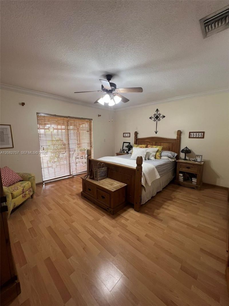13253 NW 7th Ter, Miami, FL 33182 Photo