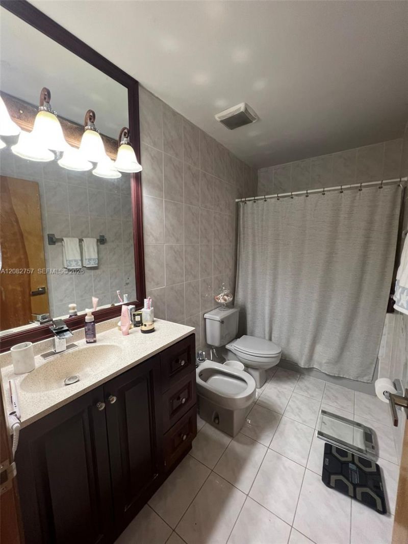 13253 NW 7th Ter, Miami, FL 33182 Photo
