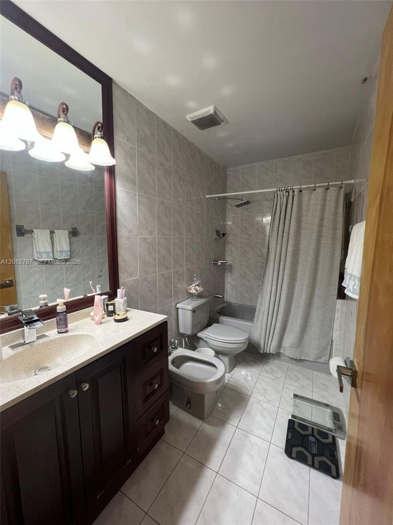 13253 NW 7th Ter, Miami, FL 33182 Photo