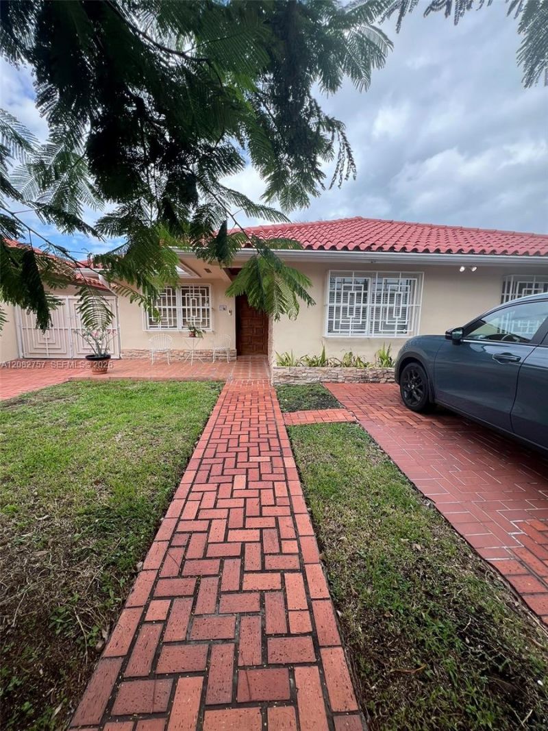 13253 NW 7th Ter, Miami, FL 33182 Photo