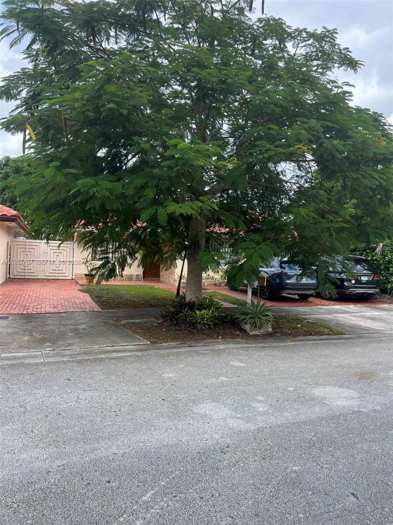 13253 NW 7th Ter, Miami, FL 33182 Photo