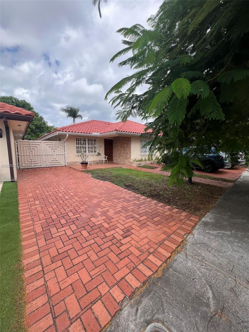 13253 NW 7th Ter, Miami, FL 33182 Photo