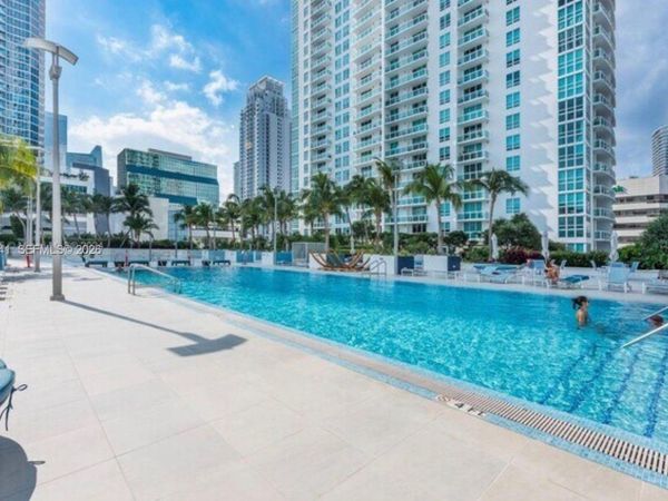 951 Brickell Ave , Unit 1609, Miami, FL 33131
