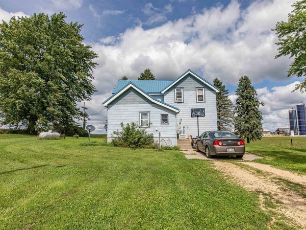 5215 County Road YZ, Dodgeville, WI 53533