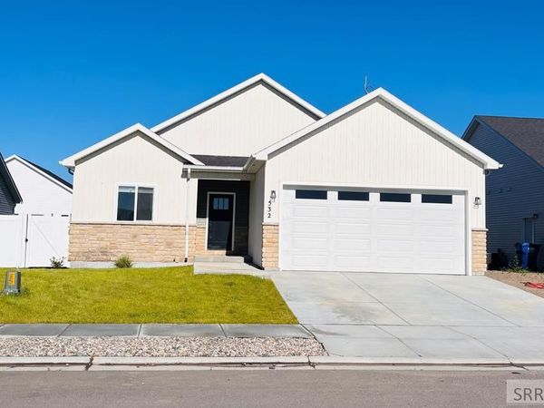 532 Austin Avenue, SUGAR CITY, ID 83448