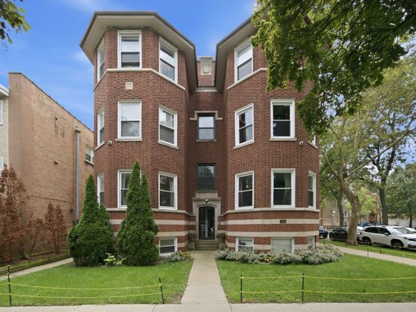 1647 W Sherwin Avenue , Unit 1, Chicago, IL 60626