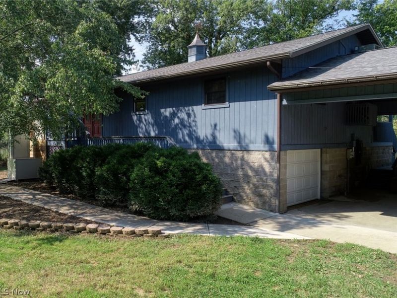 7707 Pioneer Drive, Blue Rock, OH 43720 Photo 2