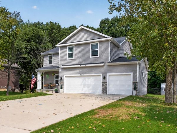 5168 Stone River Road, Jackson, MI 49201