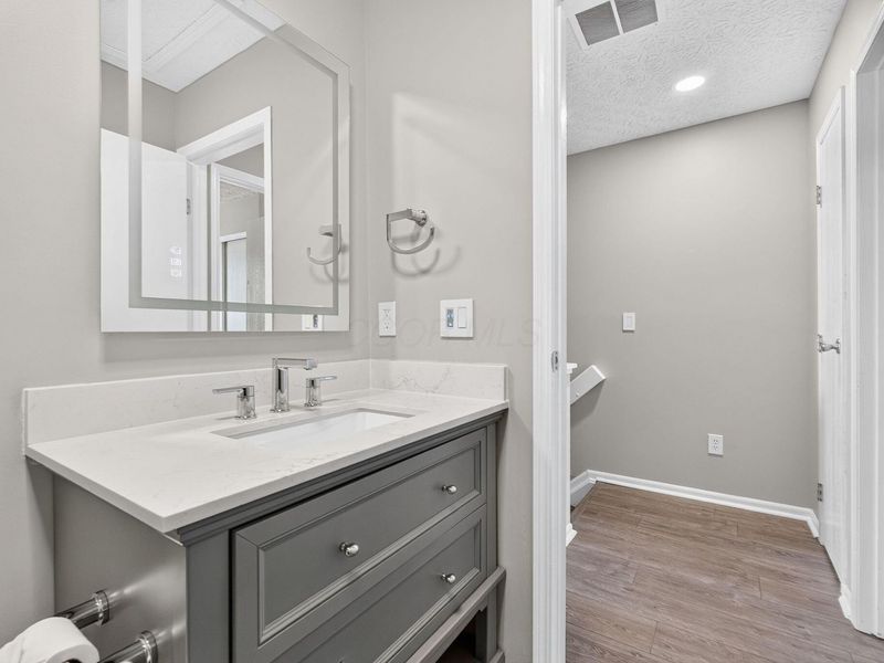 5684 Blendonridge Drive, Unit 93C, Columbus, OH 43230 Photo 39