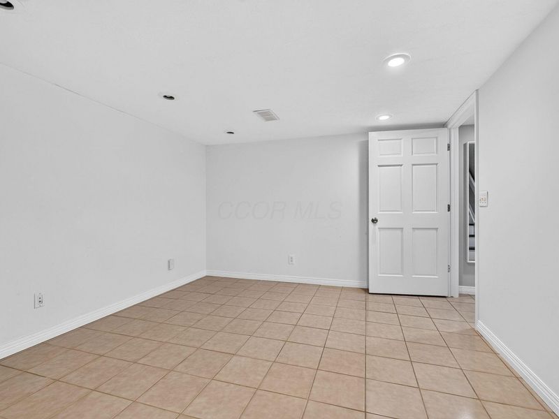 5684 Blendonridge Drive, Unit 93C, Columbus, OH 43230 Photo 49