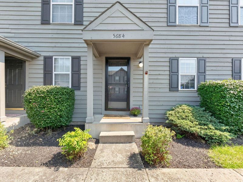 5684 Blendonridge Drive, Unit 93C, Columbus, OH 43230 Photo 5