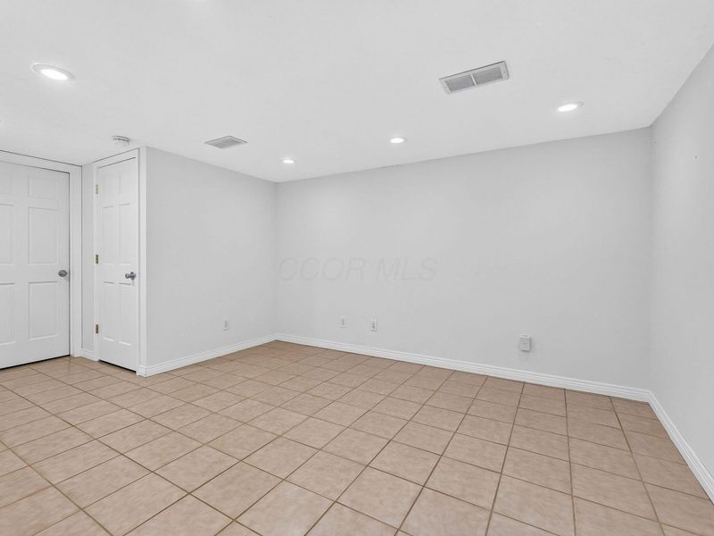 5684 Blendonridge Drive, Unit 93C, Columbus, OH 43230 Photo 55