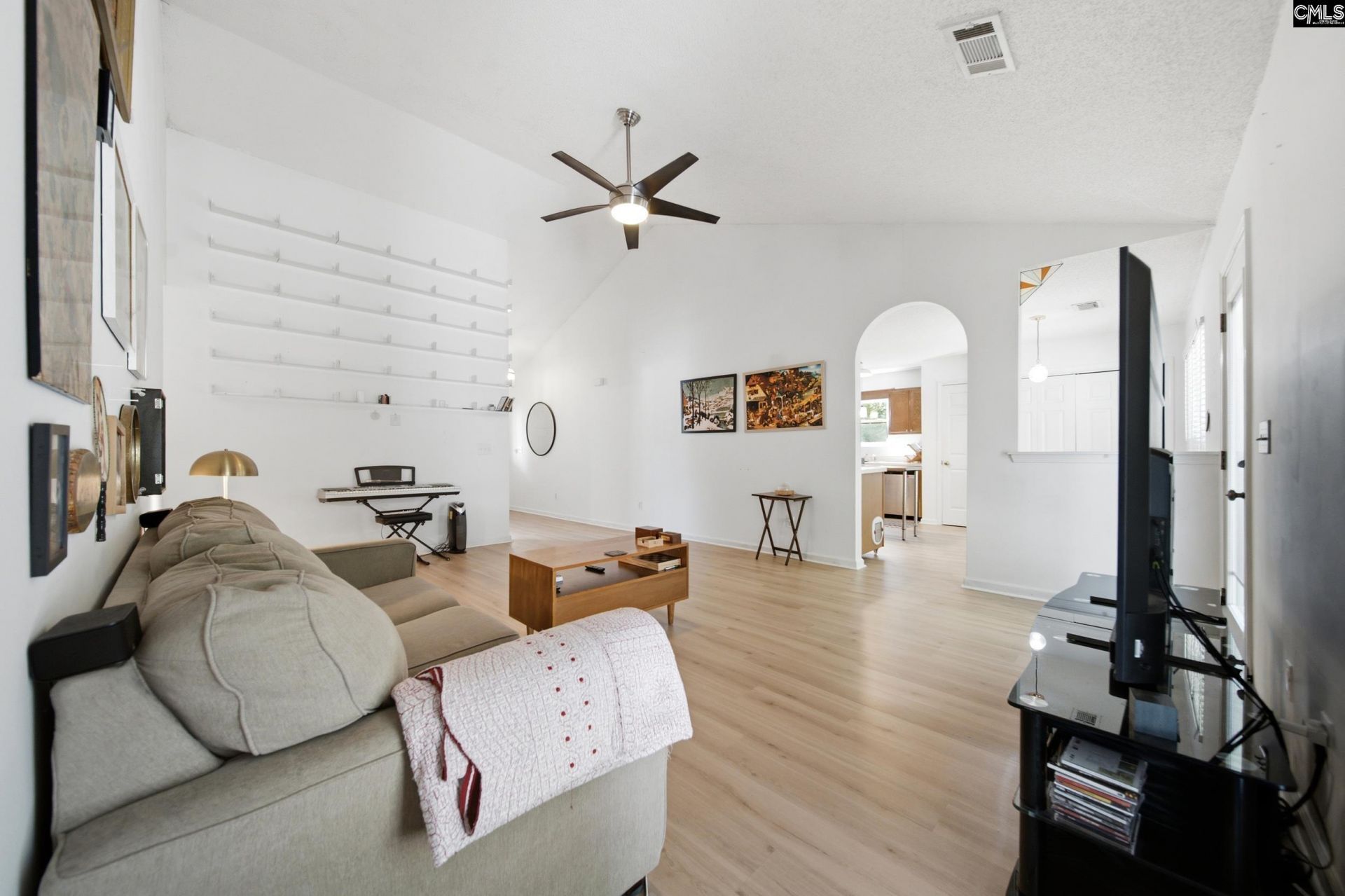 212 Rolling Rock Road Photo 6