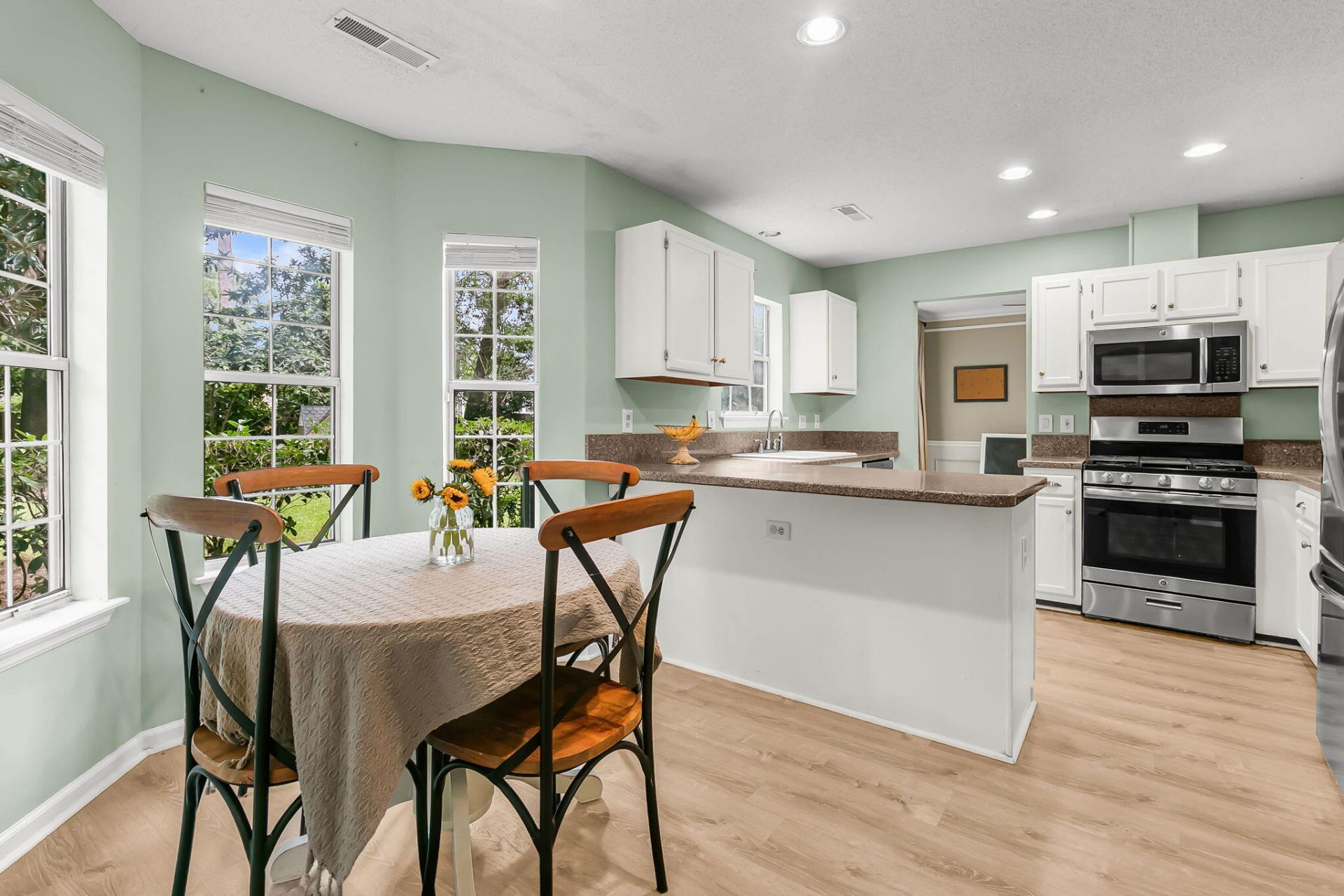 200 Wickford Photo 10