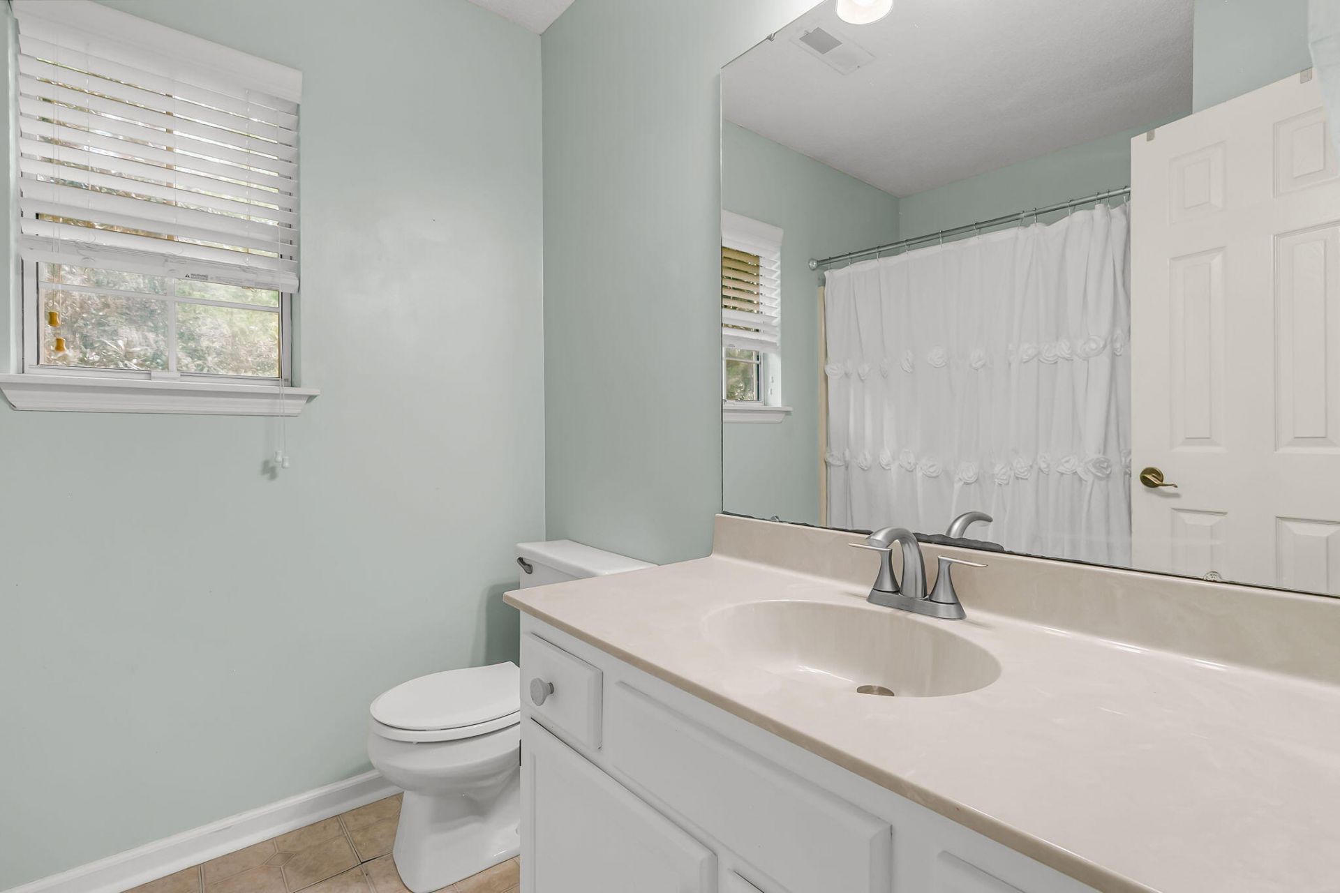 200 Wickford Photo 21