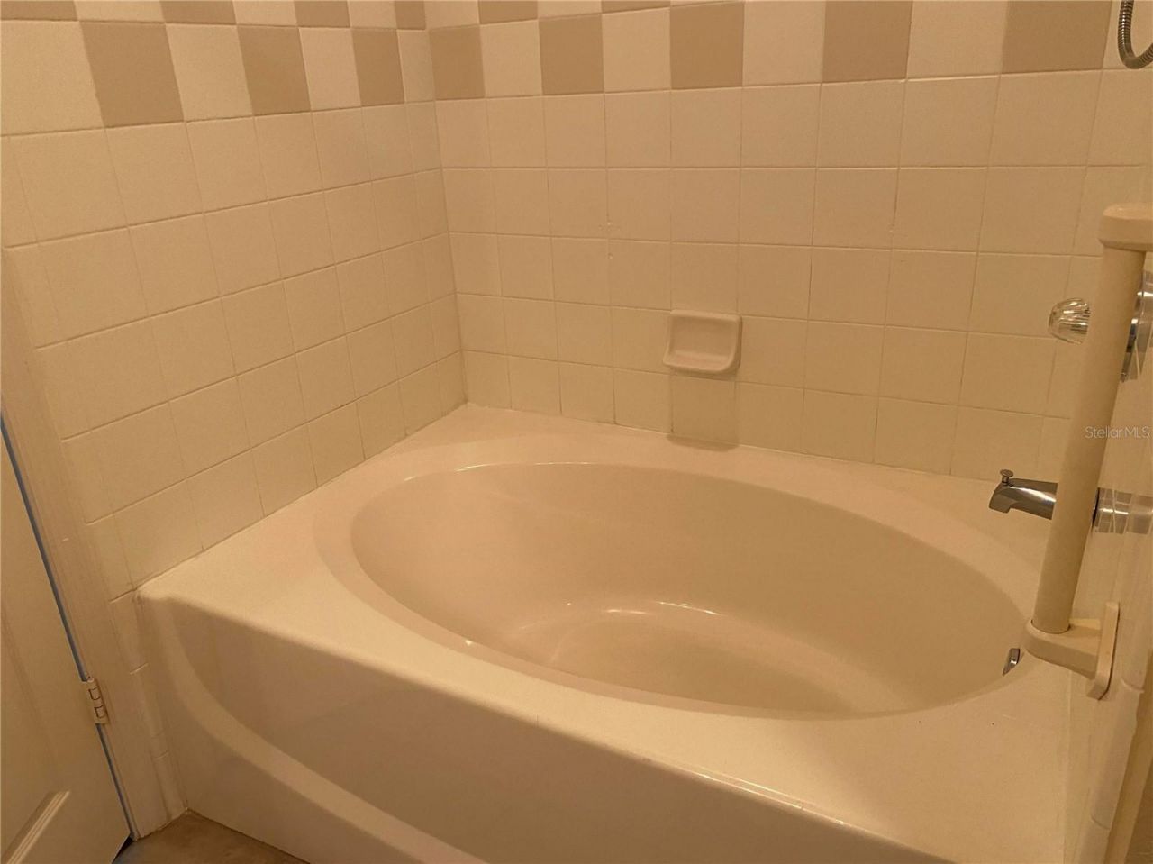 5550 Rosehill Road, Unit 102, Sarasota, FL 34233 Photo