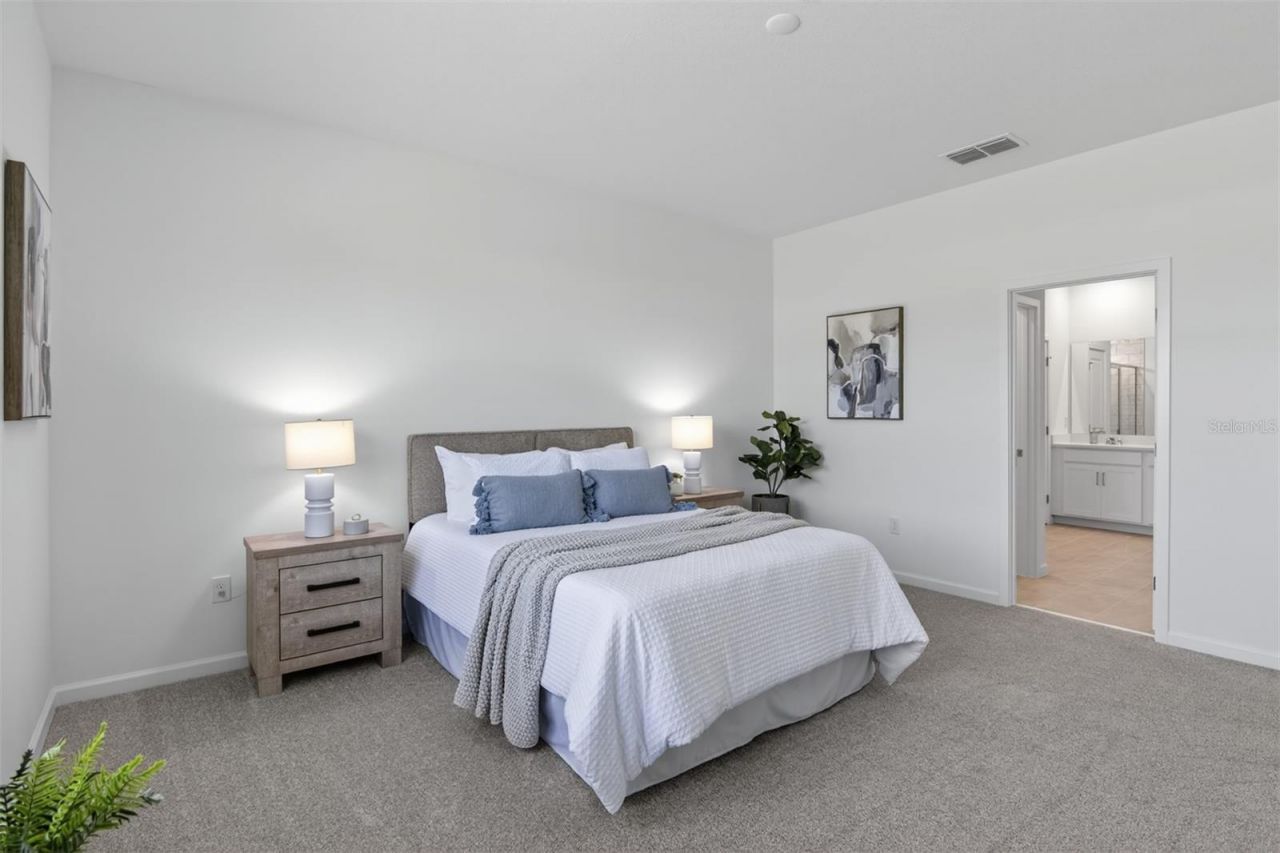 2819 Sweet Acacia Drive , Clermont, FL 34711 Photo