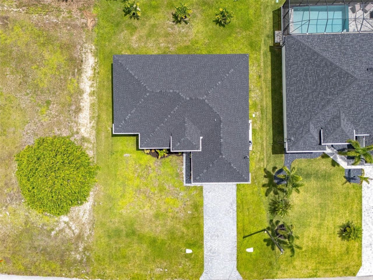 2305 NW 34 Avenue, Cape Coral, FL 33993 Photo