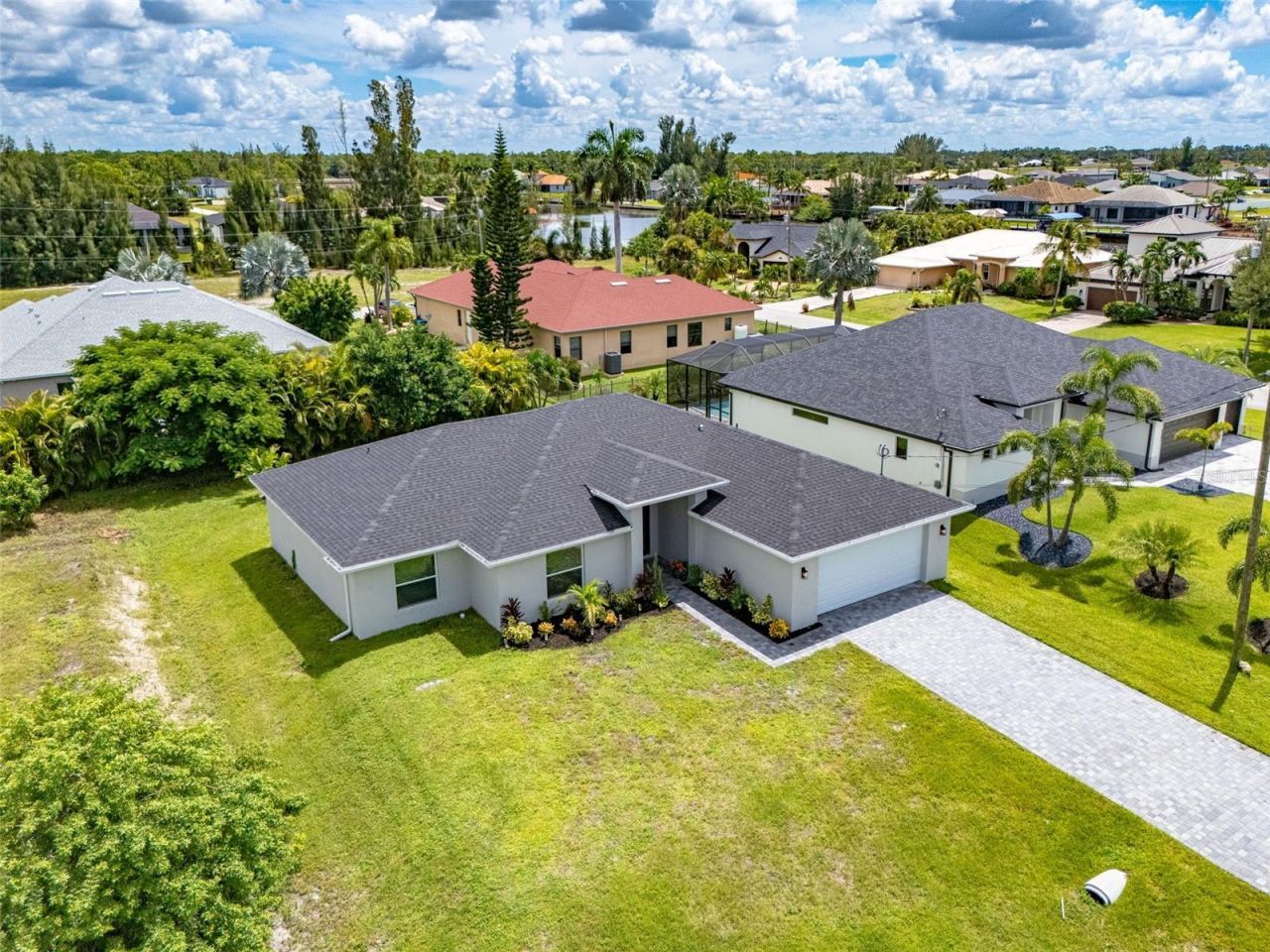 2305 NW 34 Avenue, Cape Coral, FL 33993 Photo
