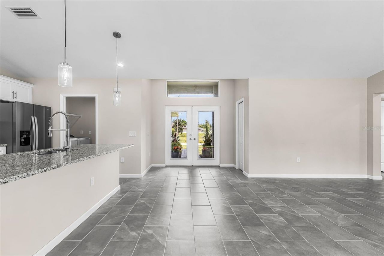 2305 NW 34 Avenue, Cape Coral, FL 33993 Photo