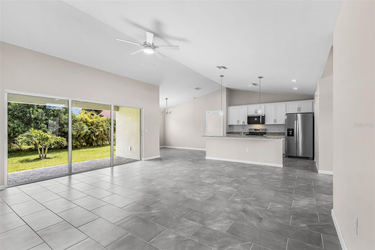 2305 NW 34 Avenue, Cape Coral, FL 33993 Photo