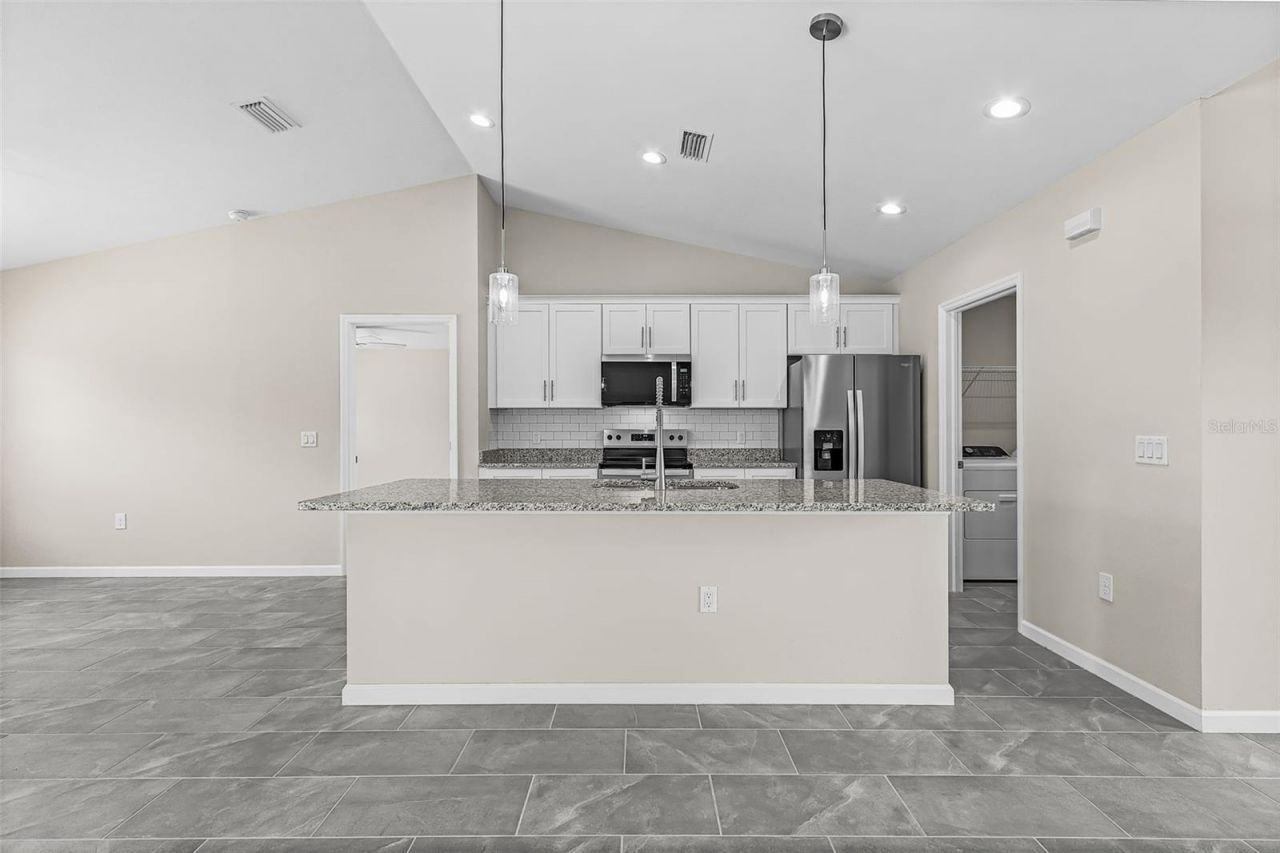 2305 NW 34 Avenue, Cape Coral, FL 33993 Photo