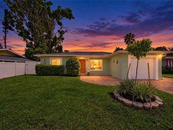 1424 COREY WAY S, SOUTH PASADENA, FL 33707