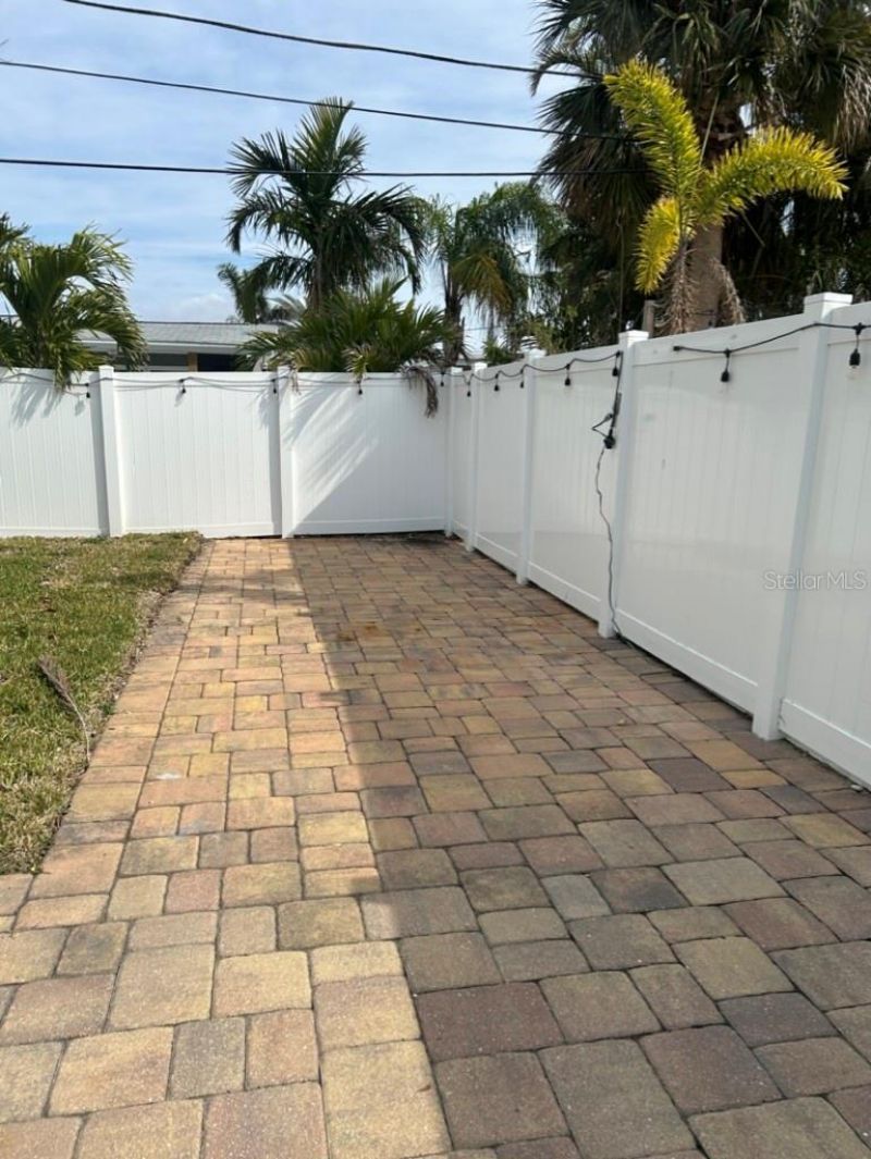 1424 Corey Way S, South Pasadena, FL 33707 Photo