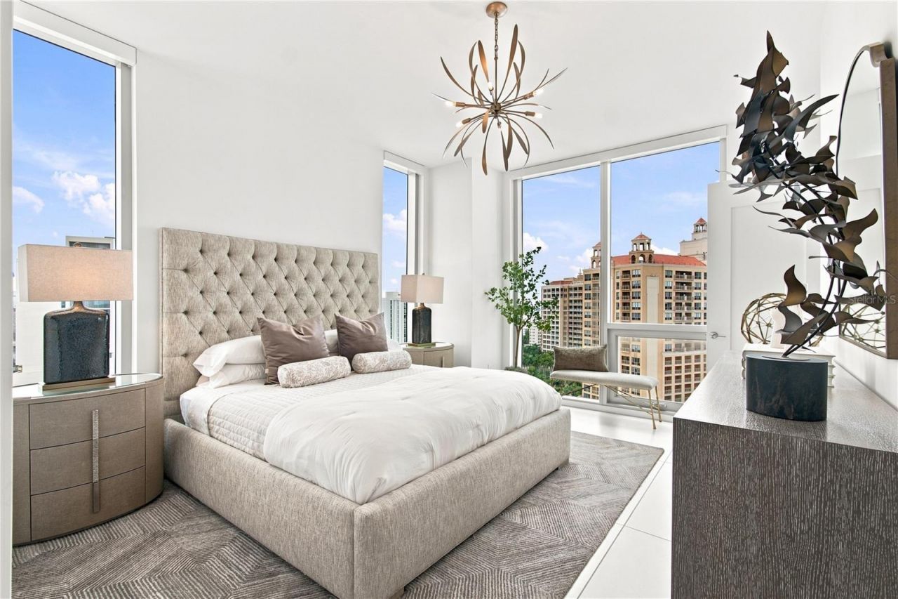 301 Quay Commons, Unit 1410, Sarasota, FL 34236 Photo