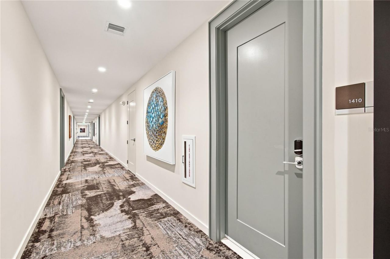 301 Quay Commons, Unit 1410, Sarasota, FL 34236 Photo