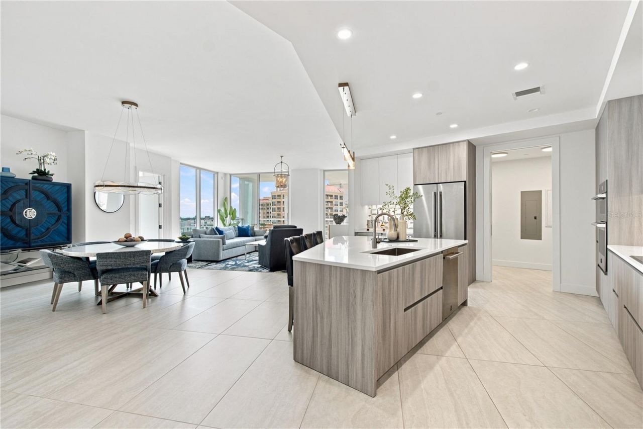 301 Quay Commons, Unit 1410, Sarasota, FL 34236 Photo