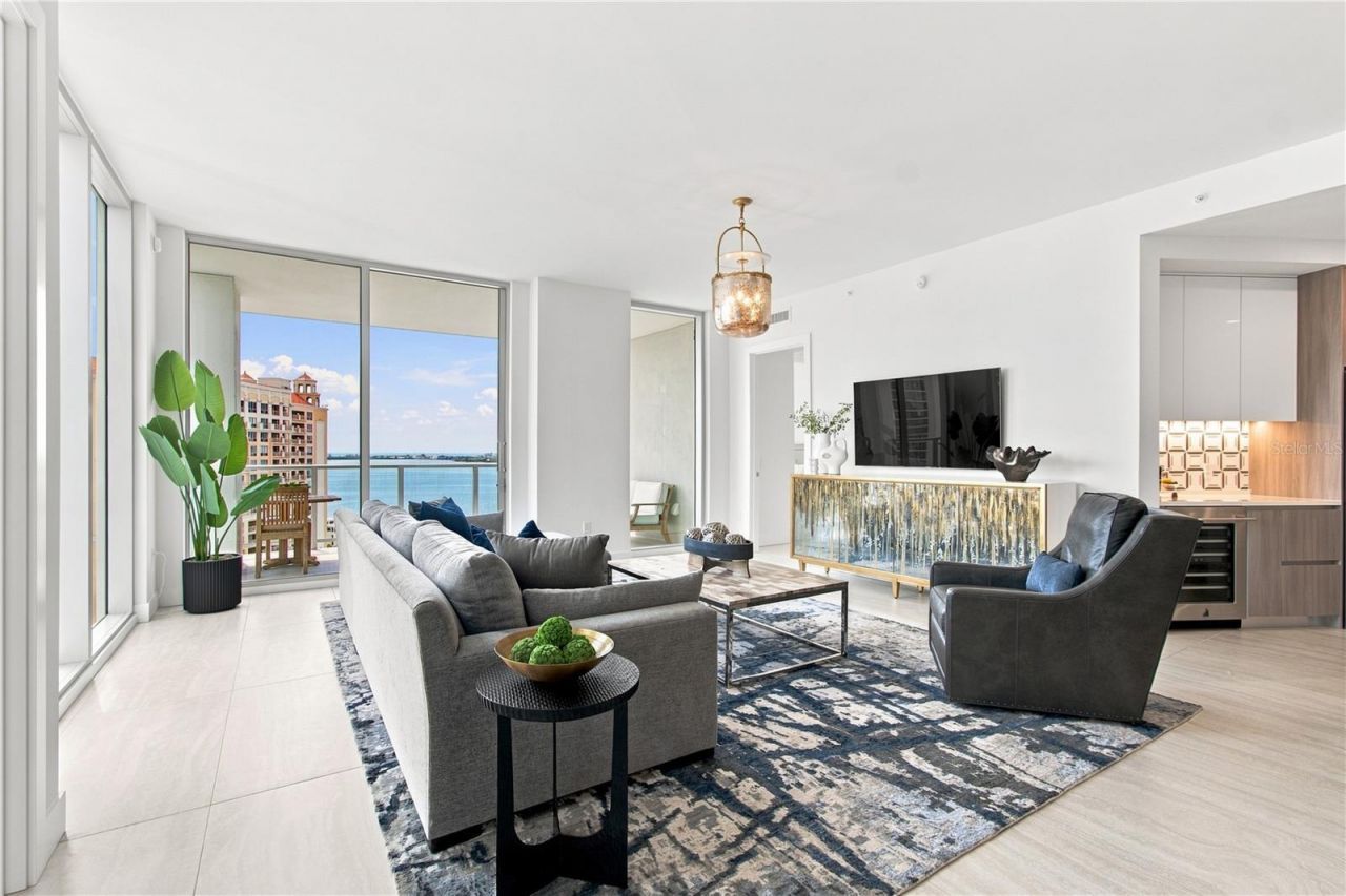 301 Quay Commons, Unit 1410, Sarasota, FL 34236 Photo