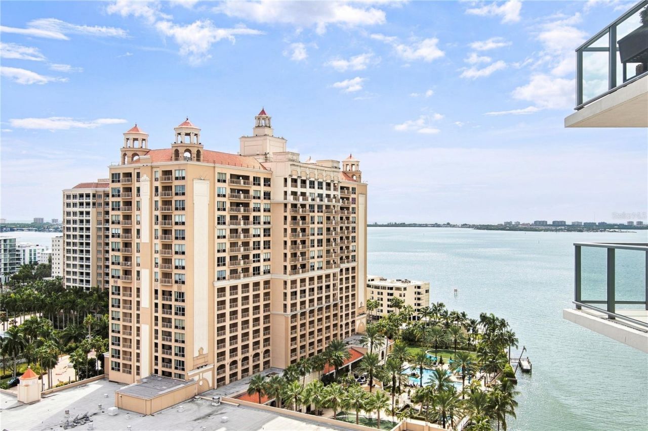 301 Quay Commons, Unit 1410, Sarasota, FL 34236 Photo