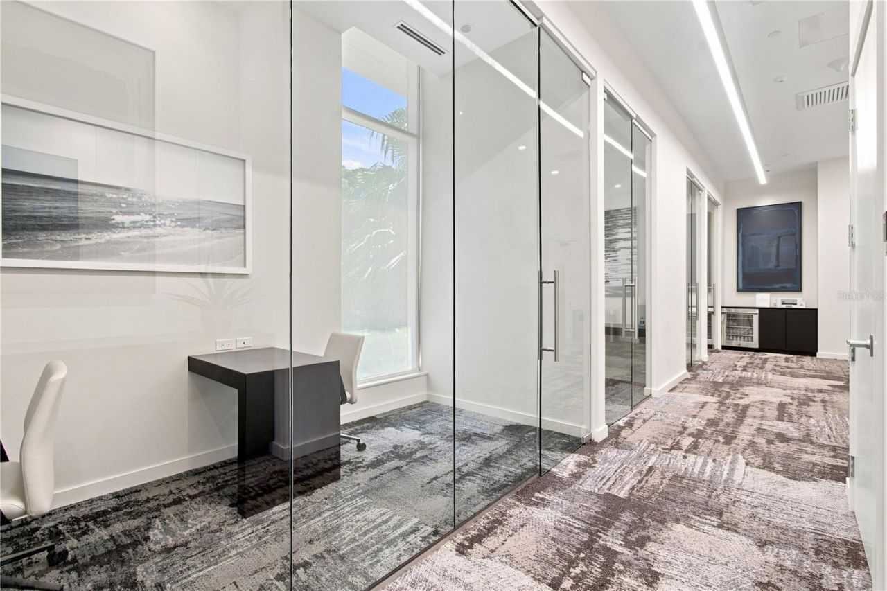301 Quay Commons, Unit 1410, Sarasota, FL 34236 Photo
