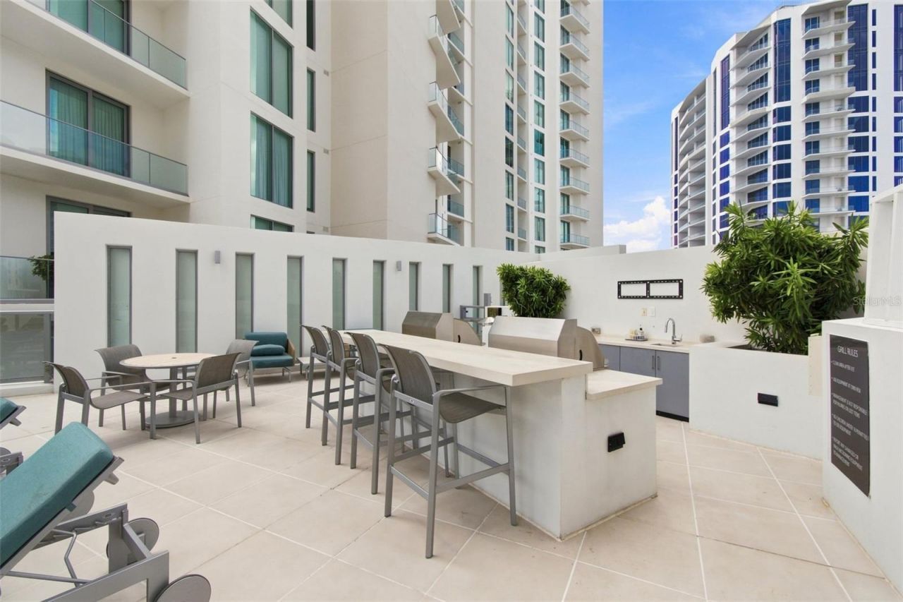 301 Quay Commons, Unit 1410, Sarasota, FL 34236 Photo