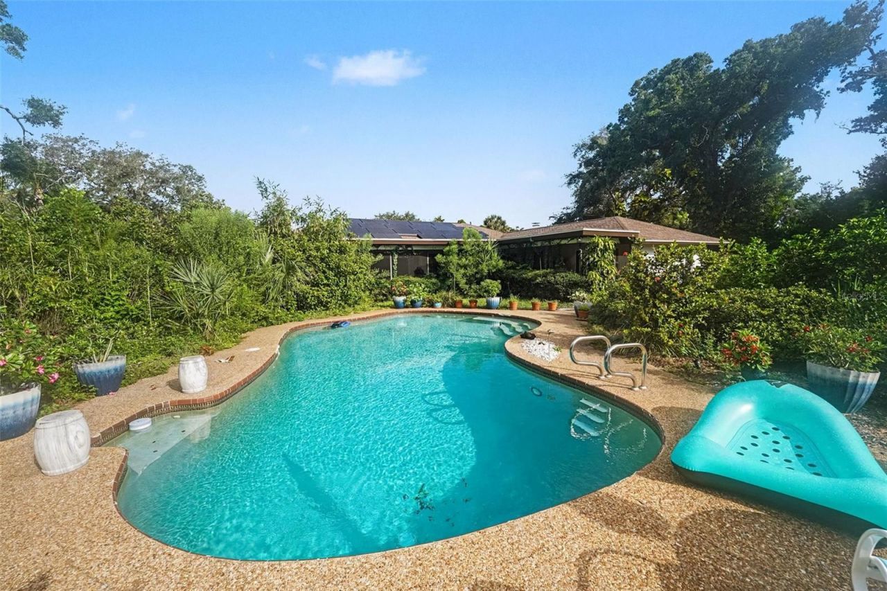 2300 Kent Drive, Largo, FL 33774 Photo