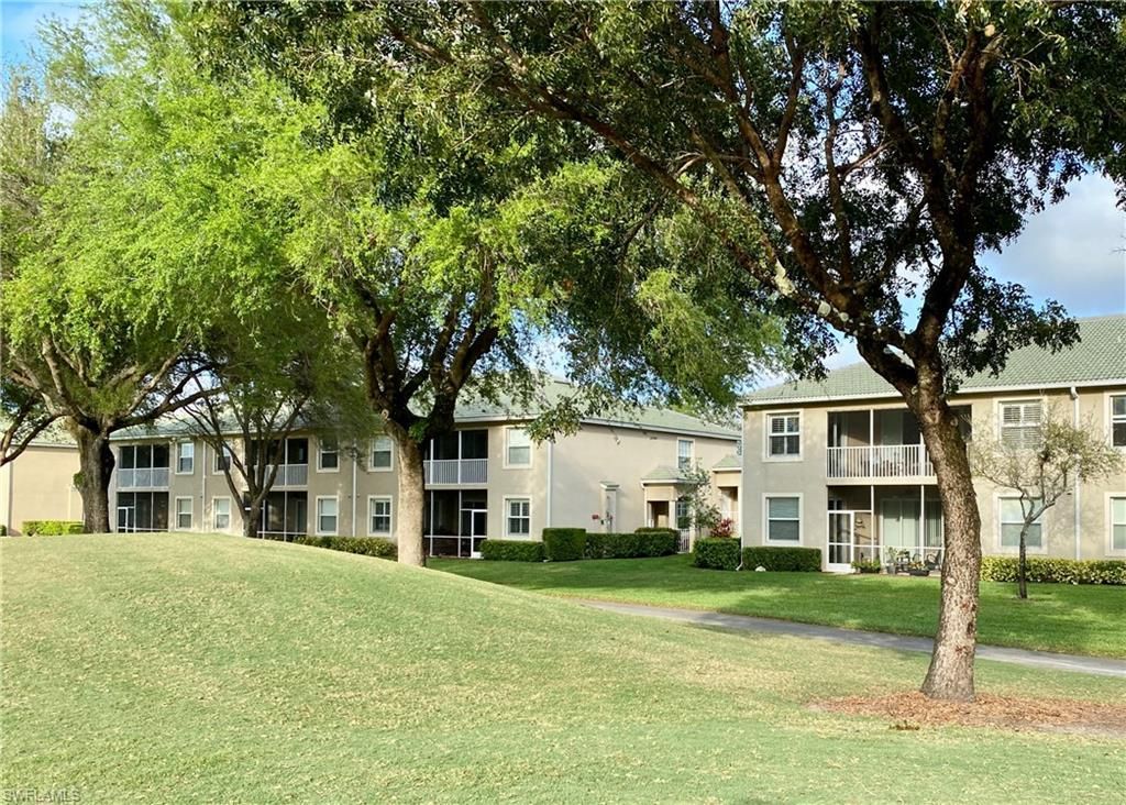 3455 Laurel Greens Ln S, Unit 103, Naples, FL 34119 Photo