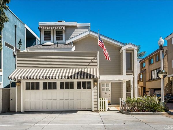 68 B Surfside Avenue, Surfside, CA 90740